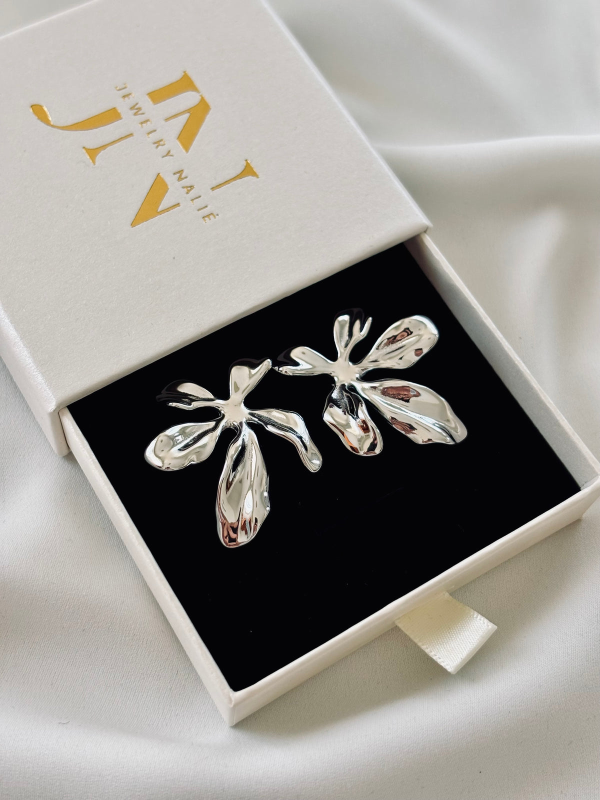 Orecchini NAMI SILVER