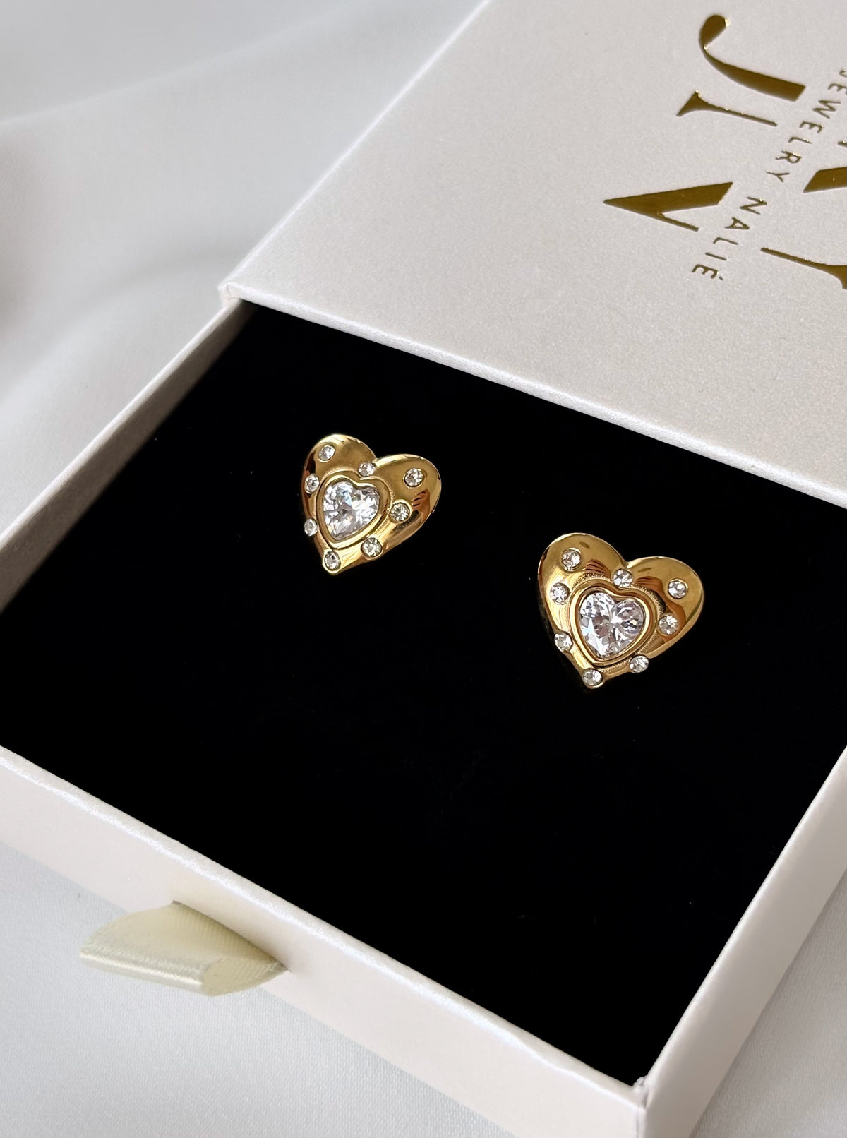Orecchini CUORE SACRO GOLD