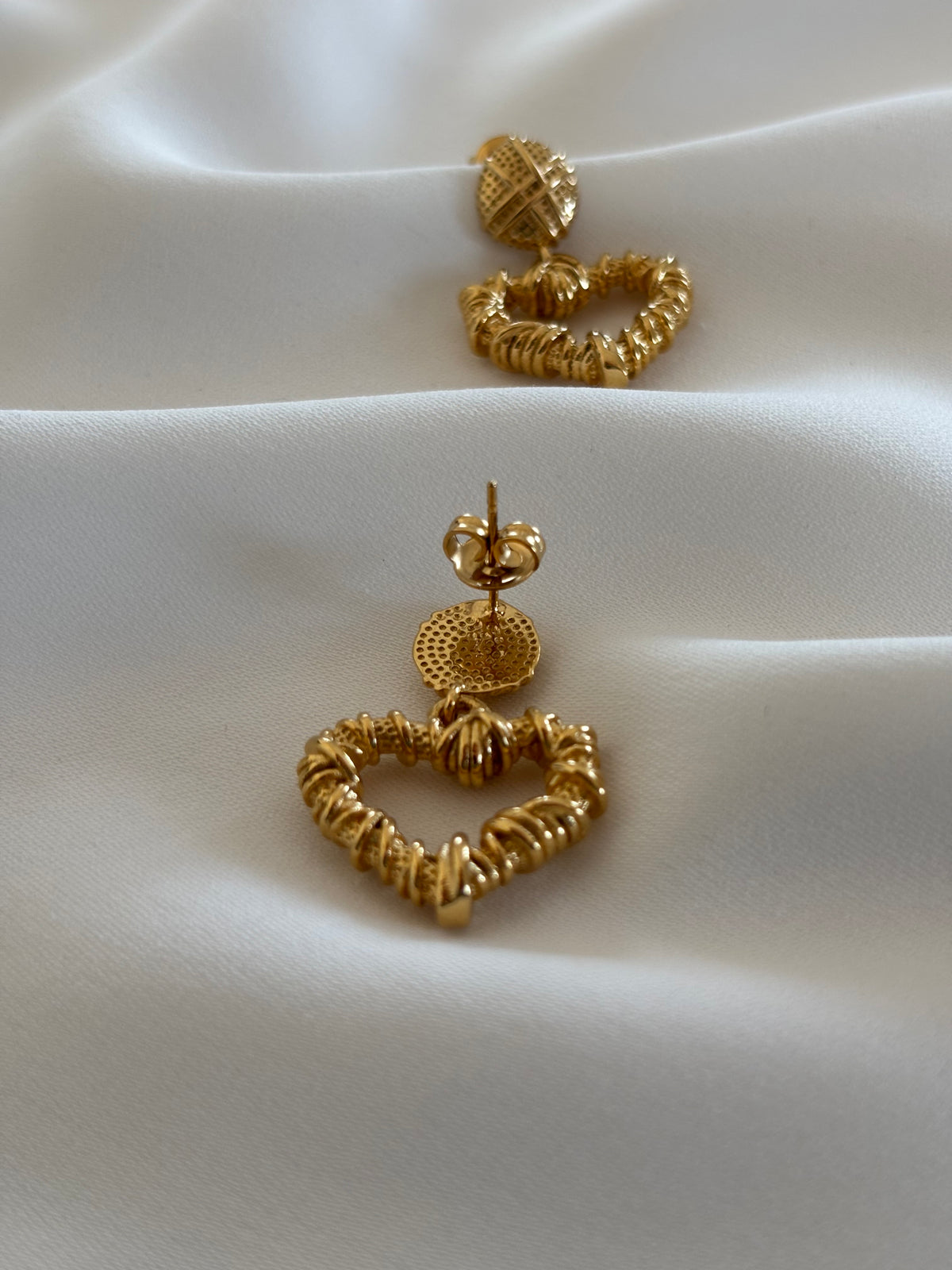 Orecchini CUORE FASCIATO GOLD