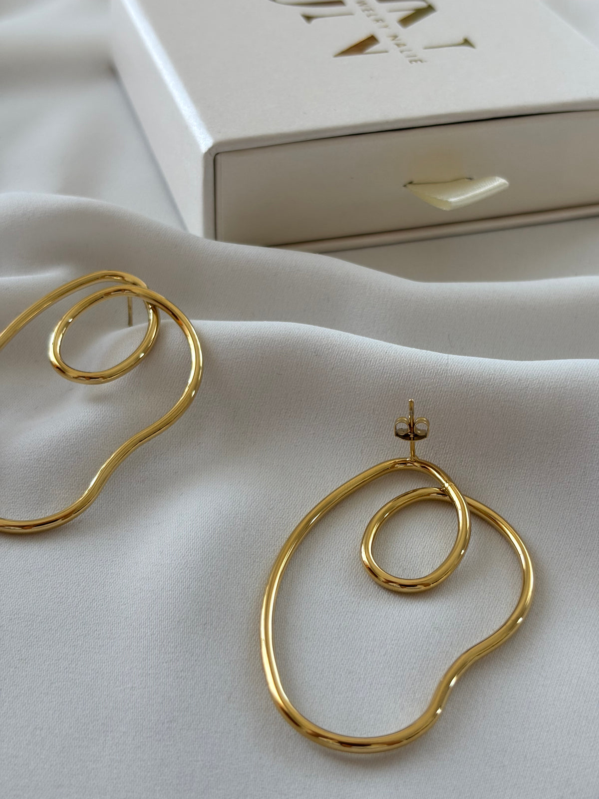 Orecchini LIORA GOLD